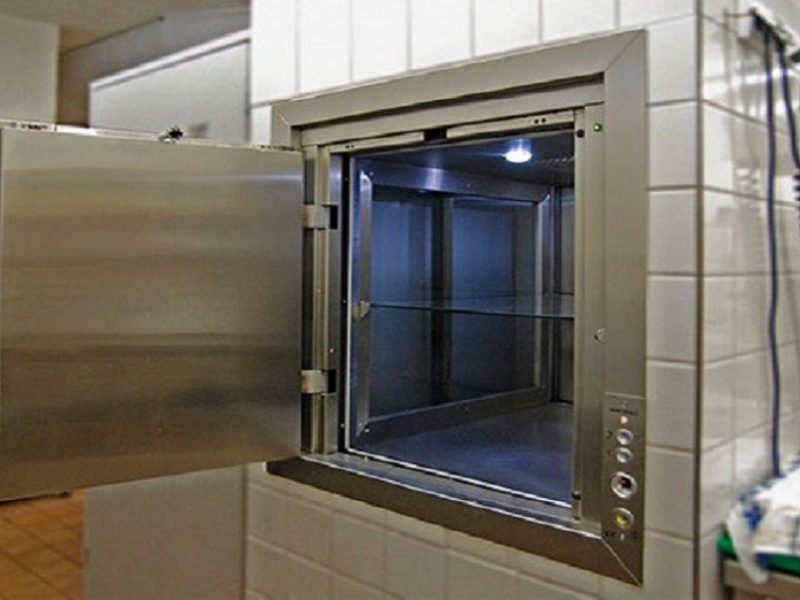 manuel kapılı monşarj asansör